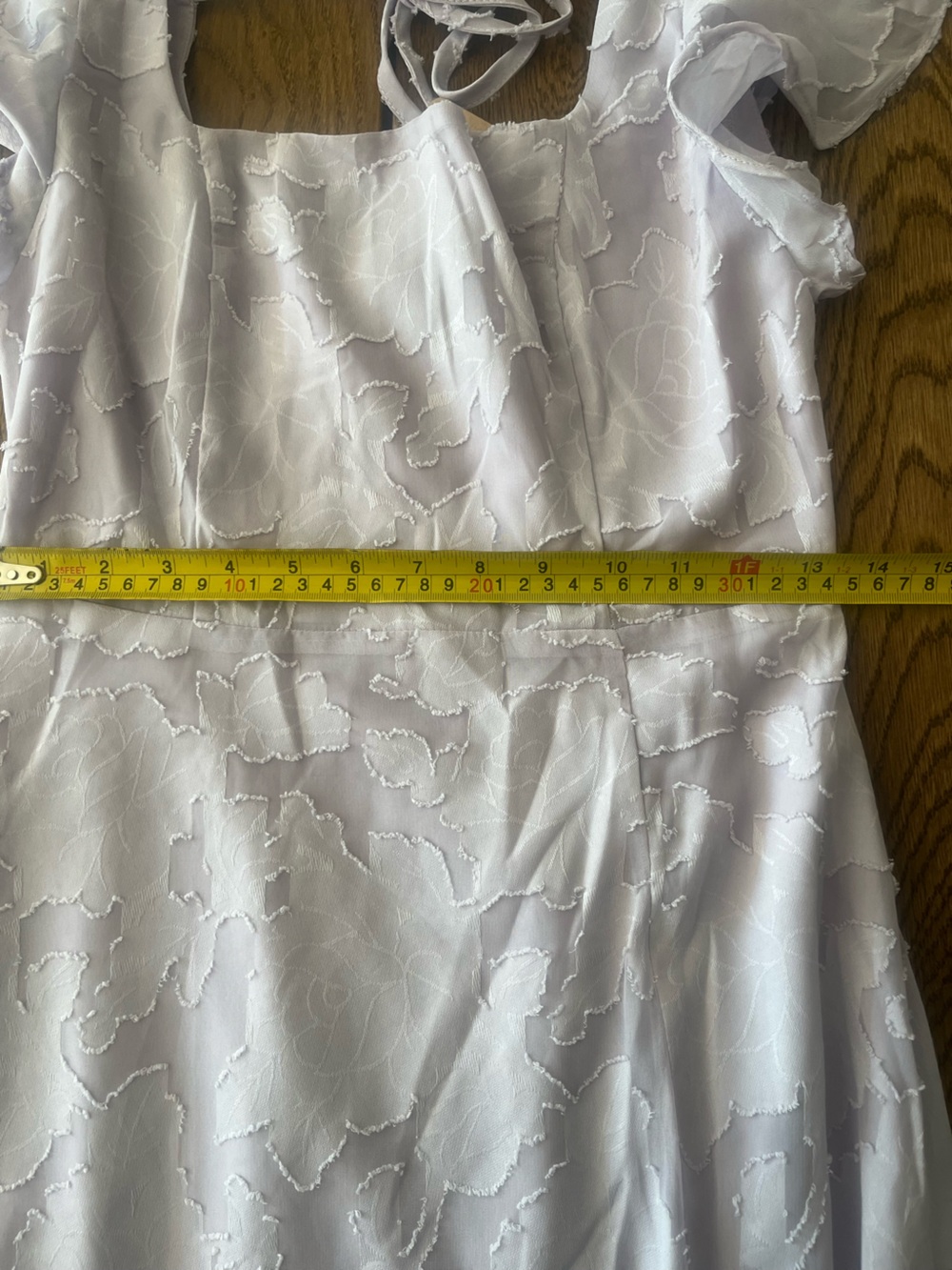 Lavender Floral Rihoas Jacquard Midi Dress - Picture 6 of 7